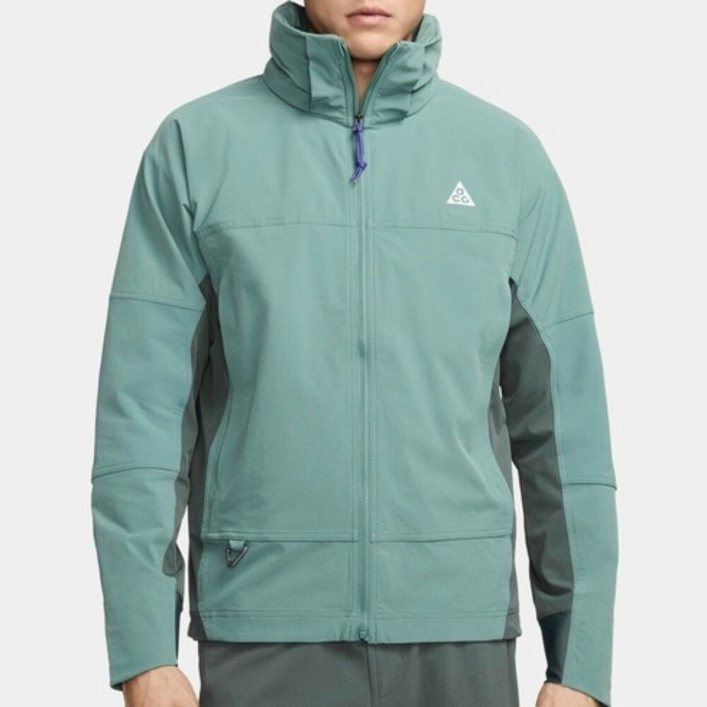 Nike ACG Men’s Size M Sun Farer Vintage Green Summit White Full-Zip Jacket